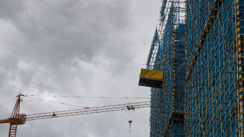 建筑工程施工资质加盟模式解析：优缺点与决策要点